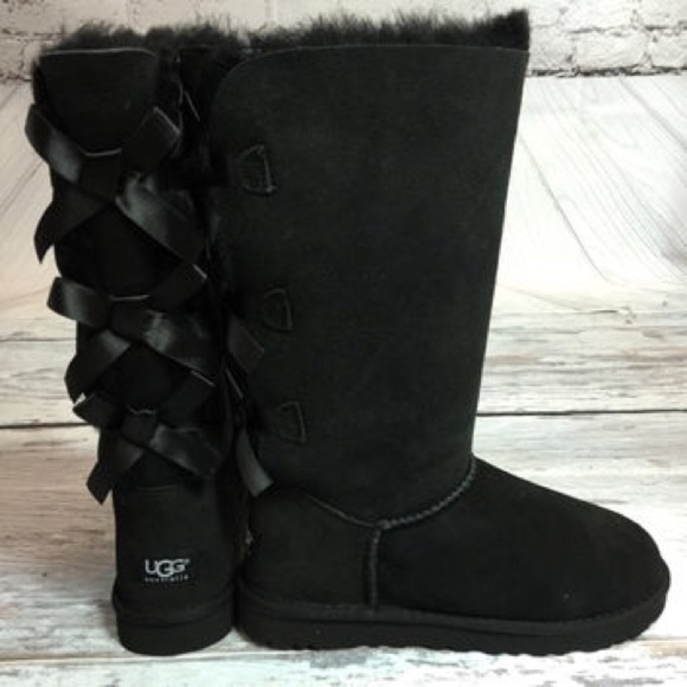 UGG Bailey talk boot, size 8